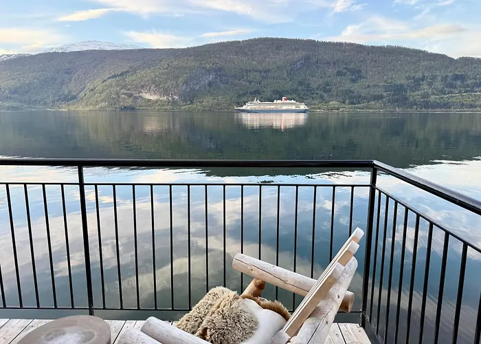 Fjord Faleide Apartamento *