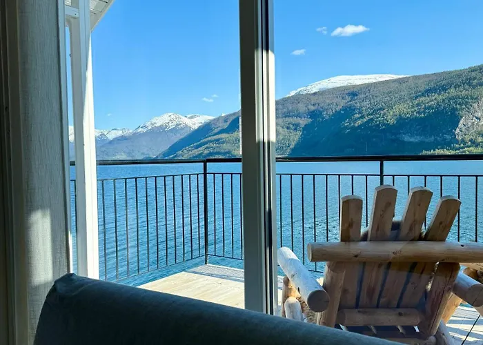 Fjord Faleide Apartamento Stryn